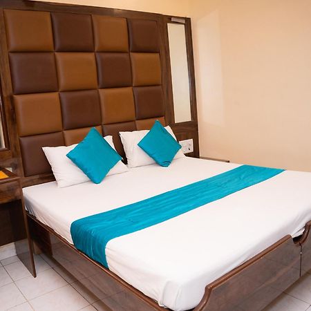 Saigal Guest House Bombaim Exterior foto