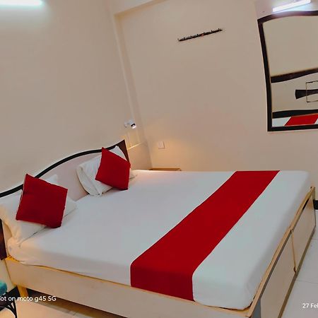 Saigal Guest House Bombaim Exterior foto
