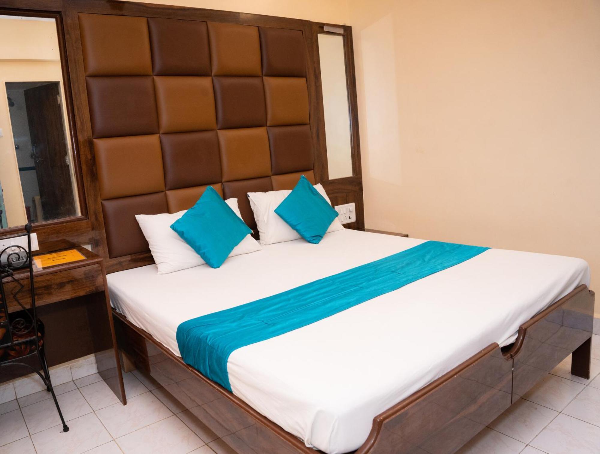 Saigal Guest House Bombaim Exterior foto
